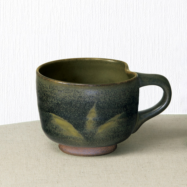 薩摩苗代川焼／そば釉葉文マグカップ（小）