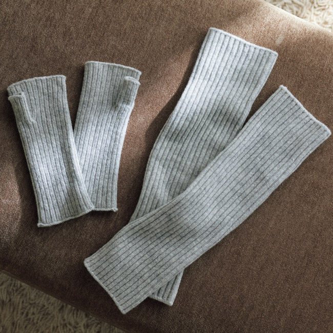 ラムウールカシミヤのレッグ＆リストウォーマーセット