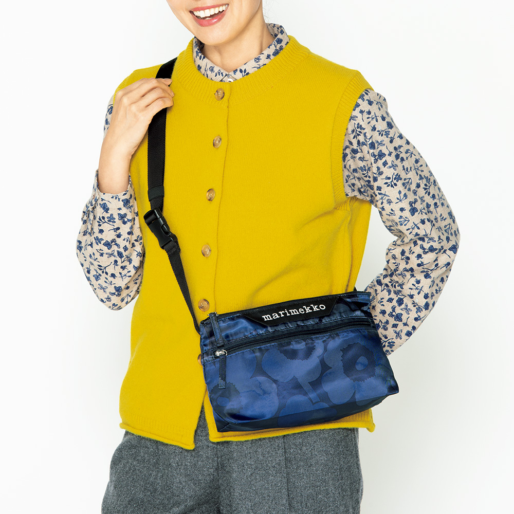 軽量ショルダーバック