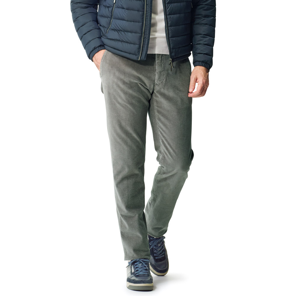 製品染めコーデュロイ・ストレッチパンツ/100