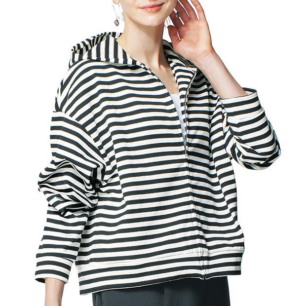 ボーダー柄パーカ