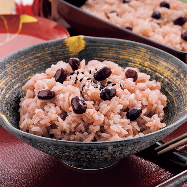 丹波大納言小豆のお赤飯と天然真鯛のおこわ