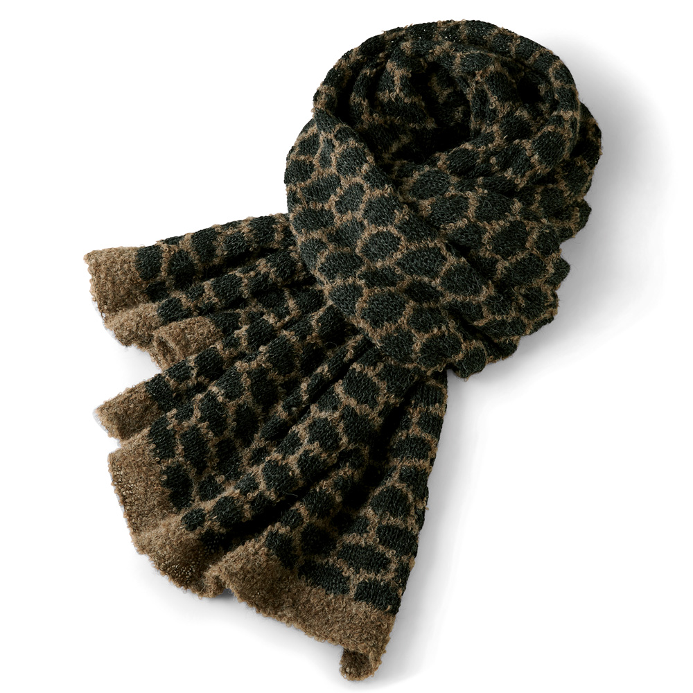 アルパカのロングマフラー