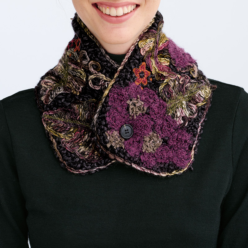 コード刺しゅうネックウォーマー