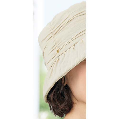 コットンシルクのギャザークローシュ