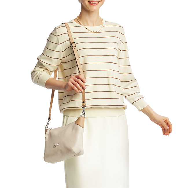 ショルダーバッグ