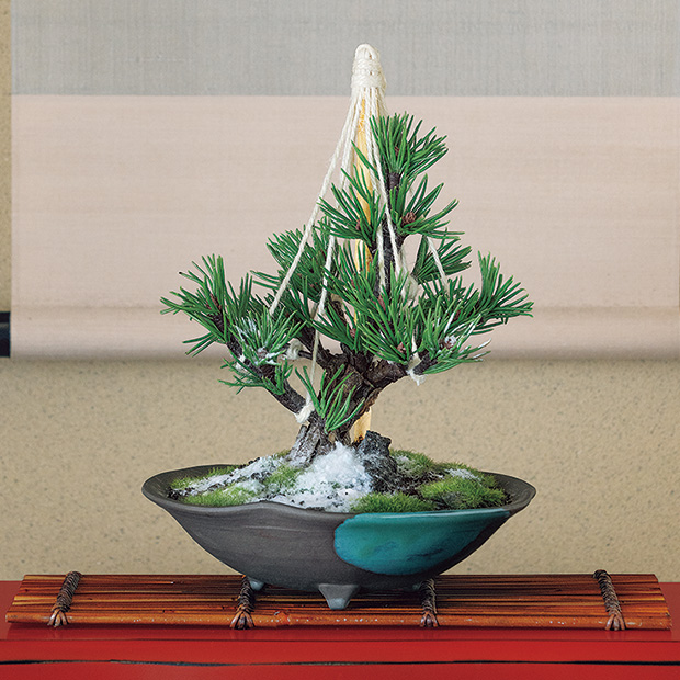 クレイアート（粘土工芸）「雪吊り松」