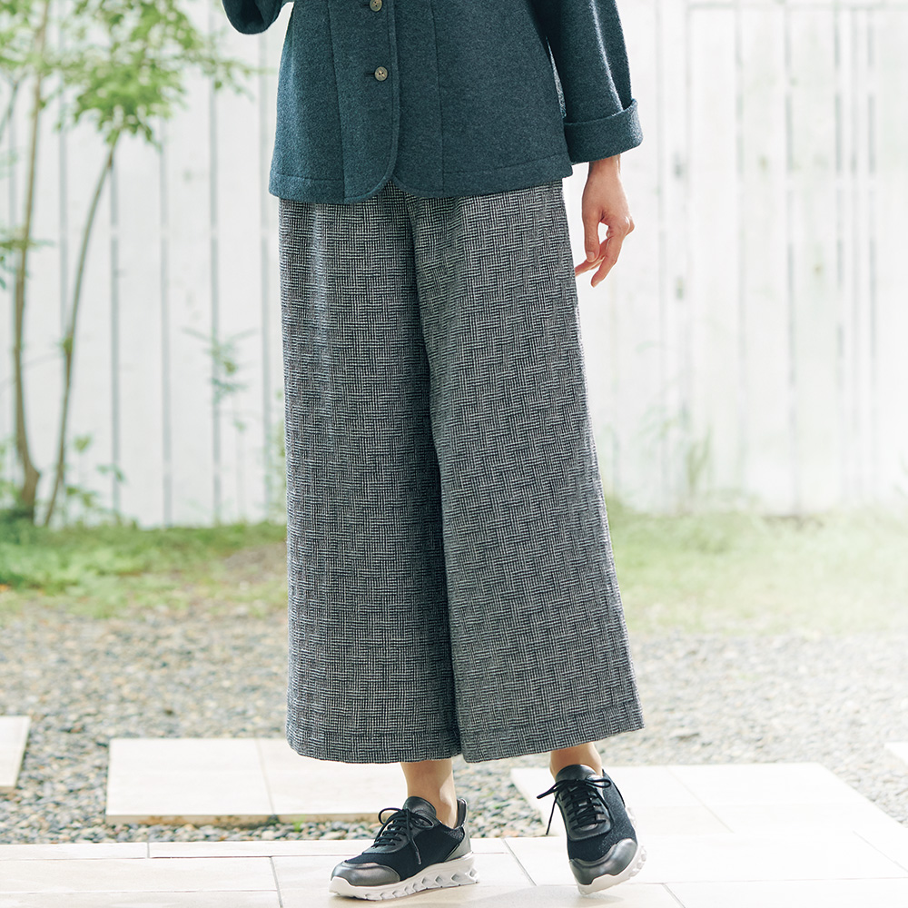 網代チェックのワイドパンツ