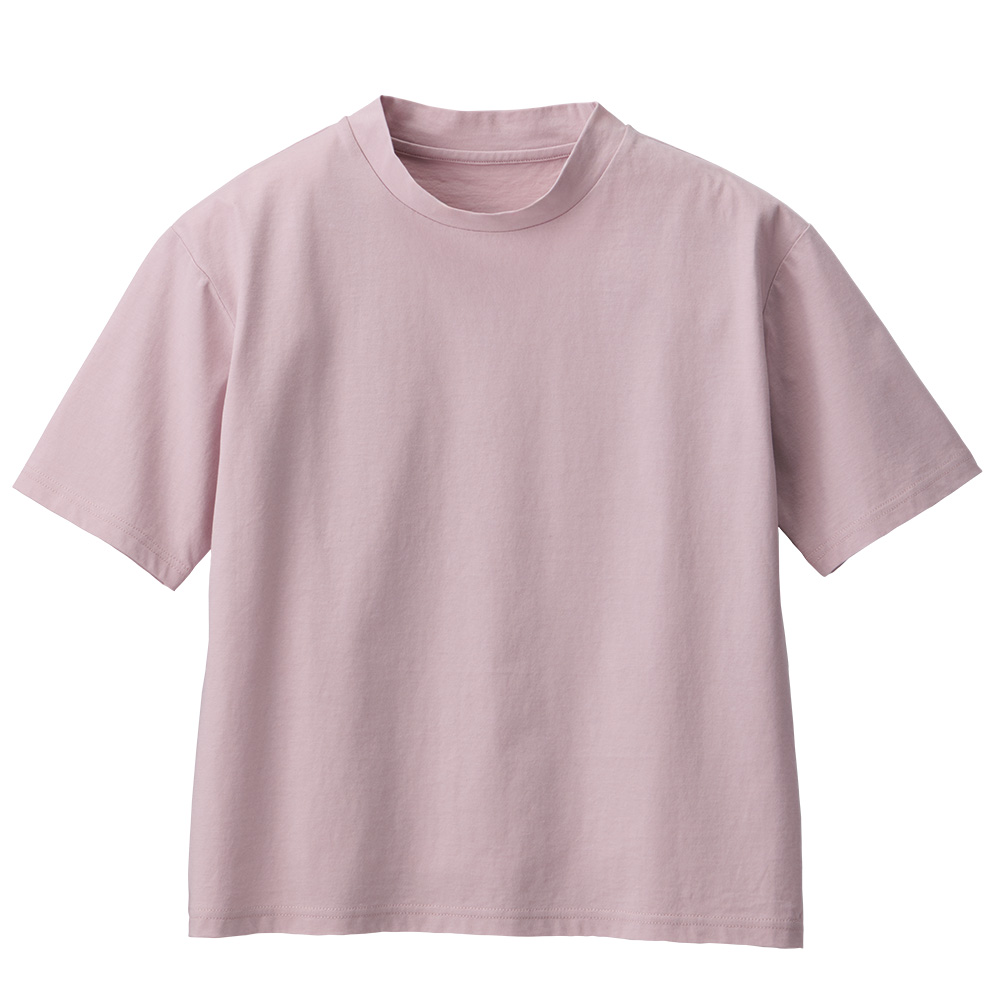 機能性のある五分袖プルオーバー