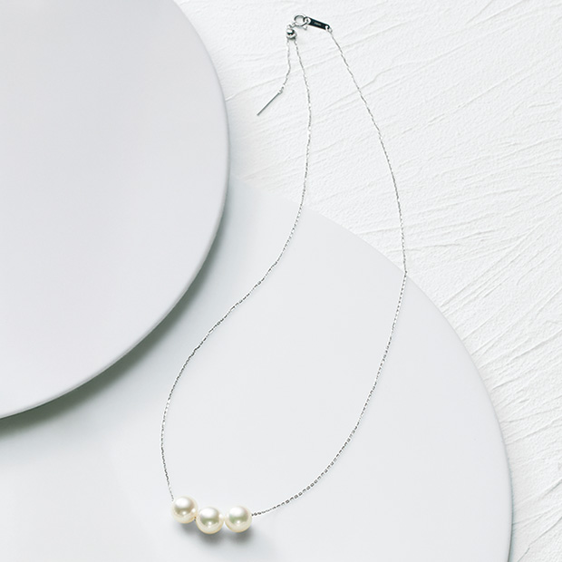 無調色･パールスルーネックレス／当社限定