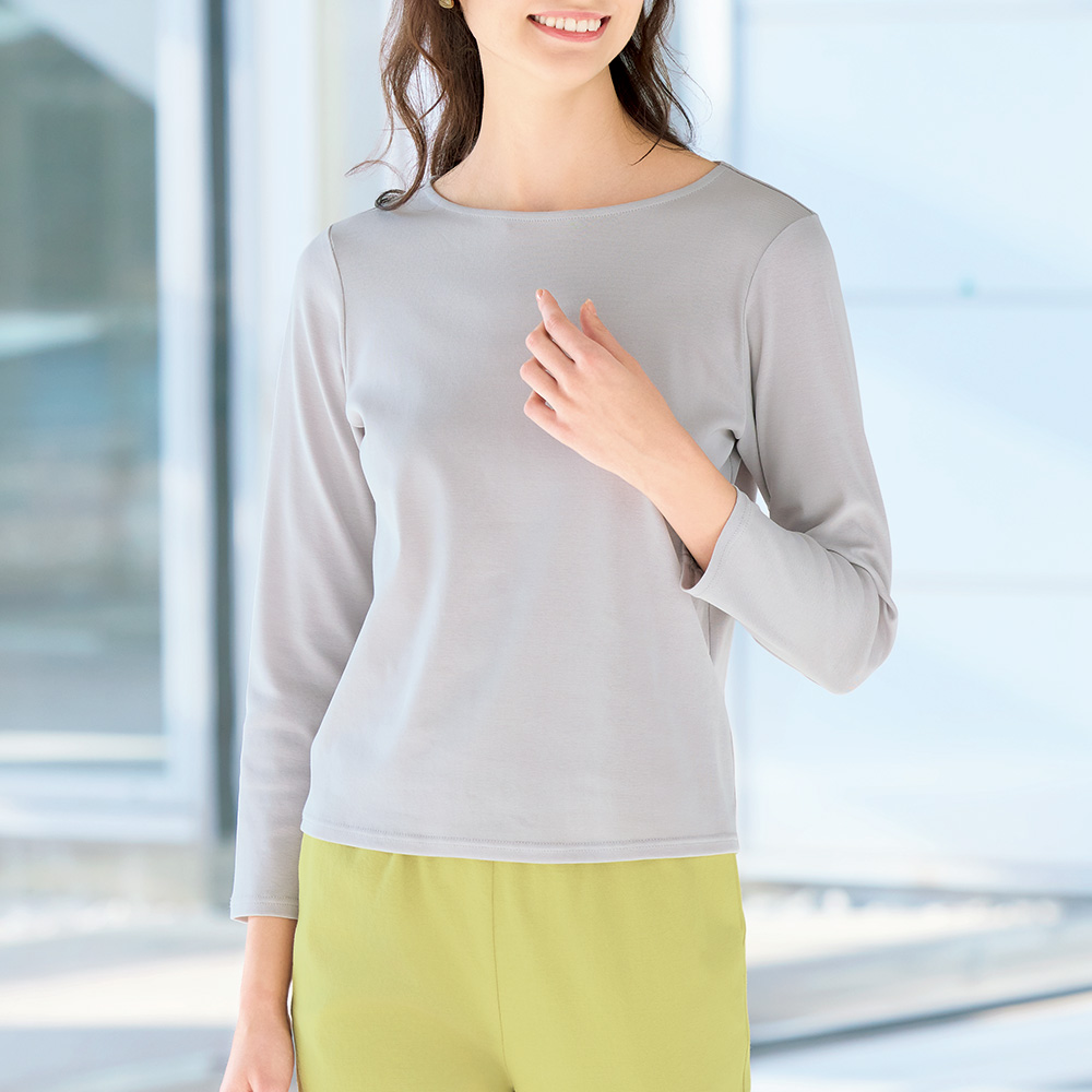 強撚コットンボートネックプルオーバー