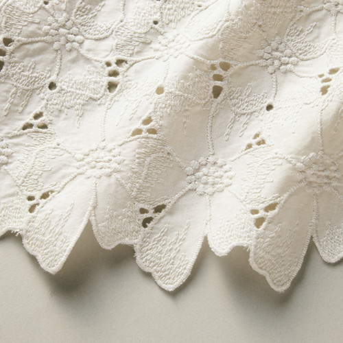 スカラップレース使い羽織りブラウス