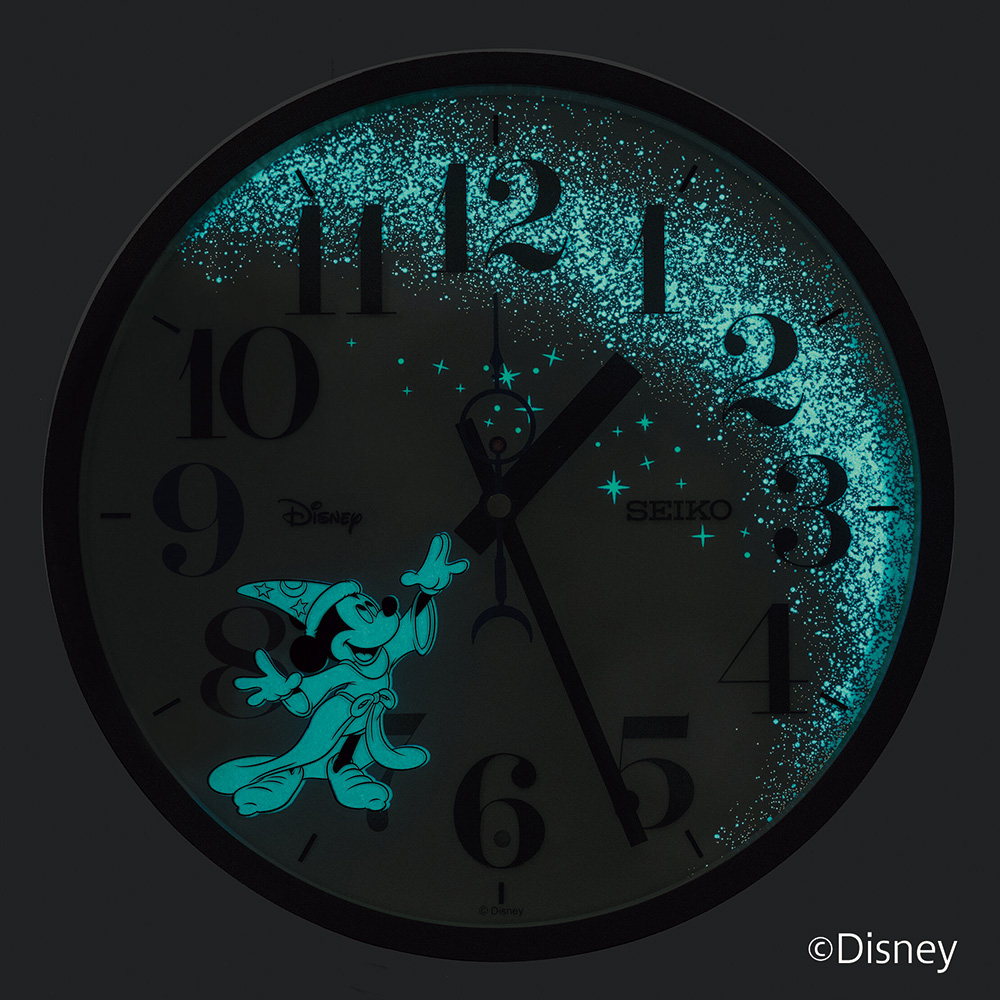 ディズニーファンタジア電波掛時計