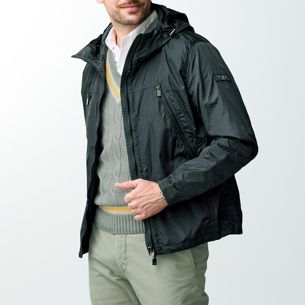 ライトウェイトパーカブルゾン／ルーリオ