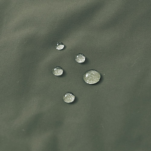 ウォータープルーフボンバージャケット