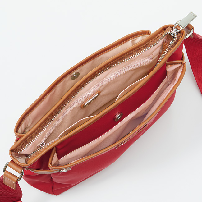 撥水ショルダーバッグ