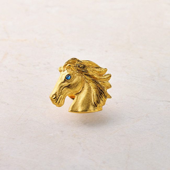 馬のピンズ／ゴールド