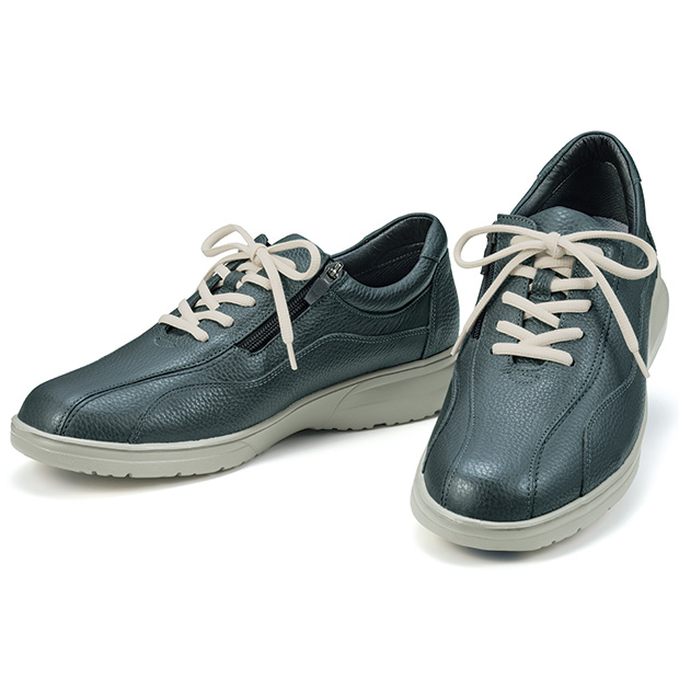 足をいたわる男の靴／軽量レザースニーカー