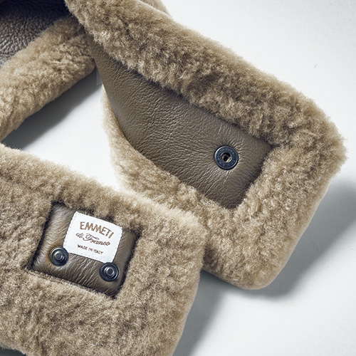 ムートンミニマフラー／AMOS 2