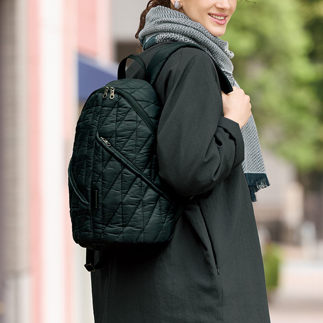 ナチュラルモードなロングダウンコート