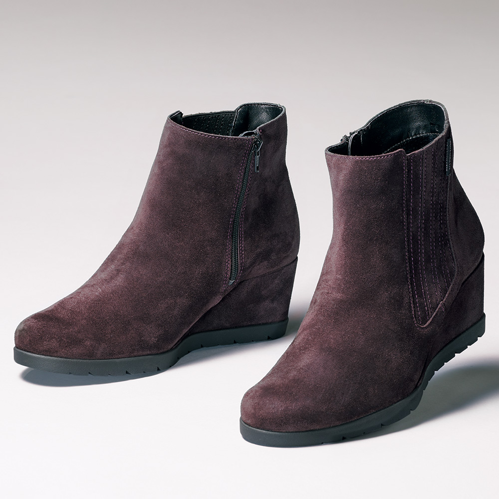 ファスナー付きショートブーツ