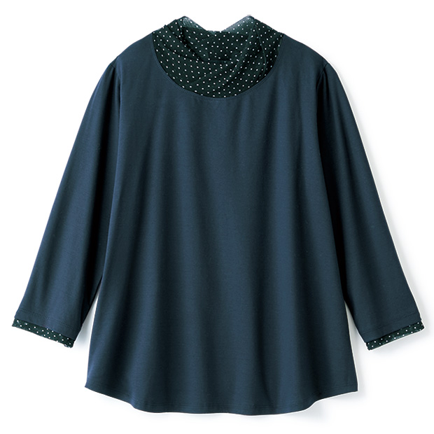 チュール使いプルオーバー