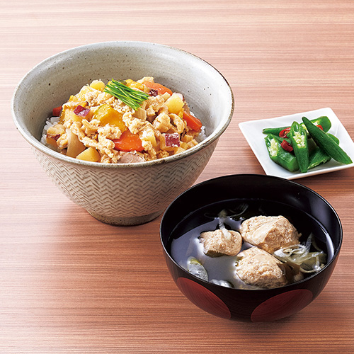 鰯のつみれ汁/野菜の五目とじ丼
