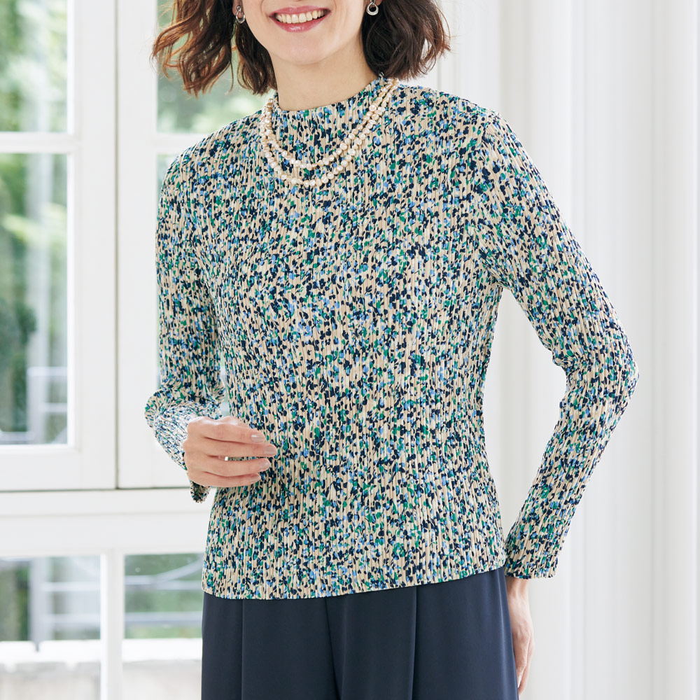 クリスタルプリーツ･小花柄ボトルネックプルオーバー