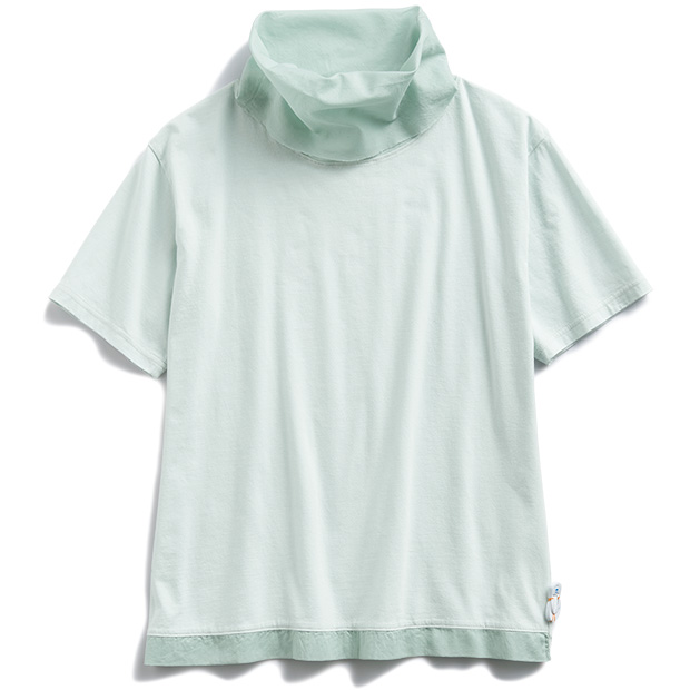布帛使いタートルネックTシャツ