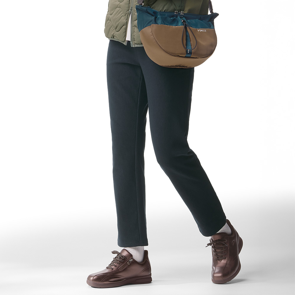 ウォーキングシューズ／L130W