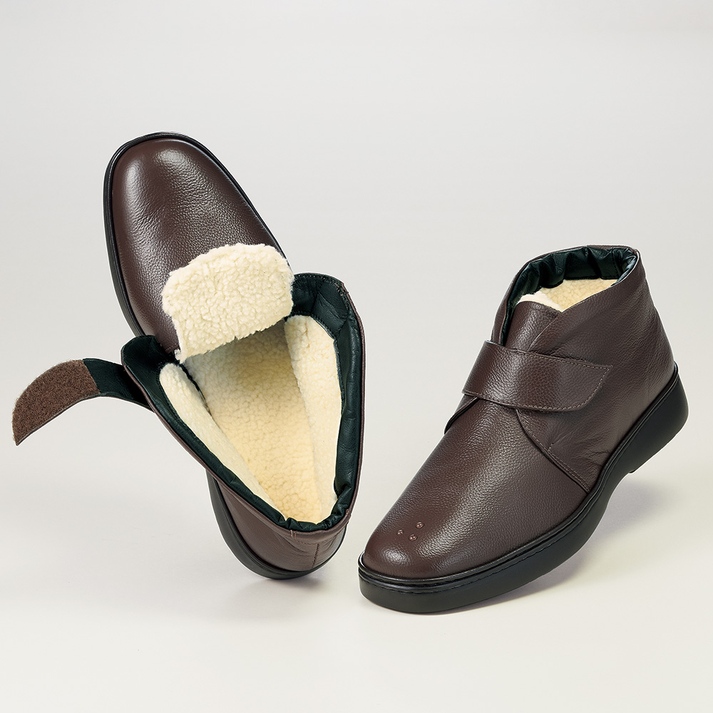 金谷さんの柔らか面ファスナーボアブーツ