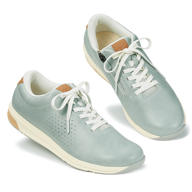 ウォーキングシューズ／ユウドウ3