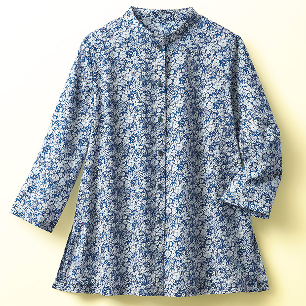 リバティプリントブラウス