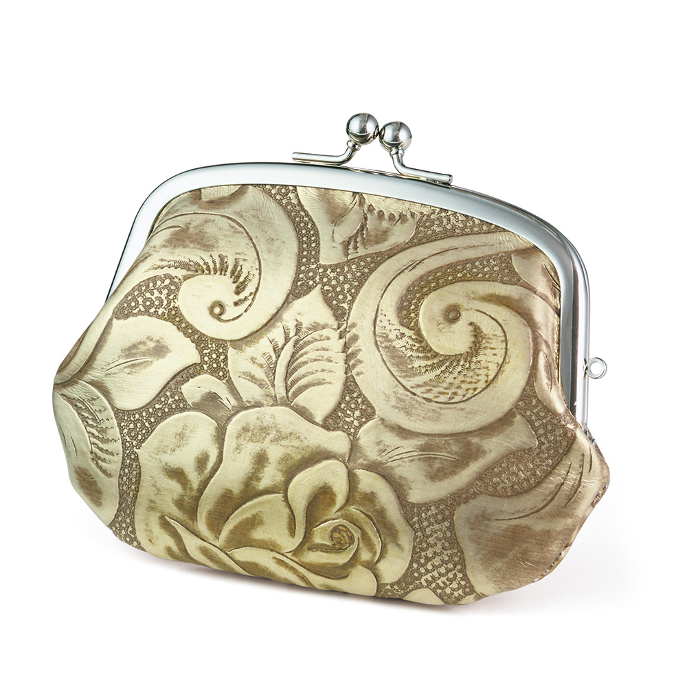 型押しレザーのダブルがま口財布