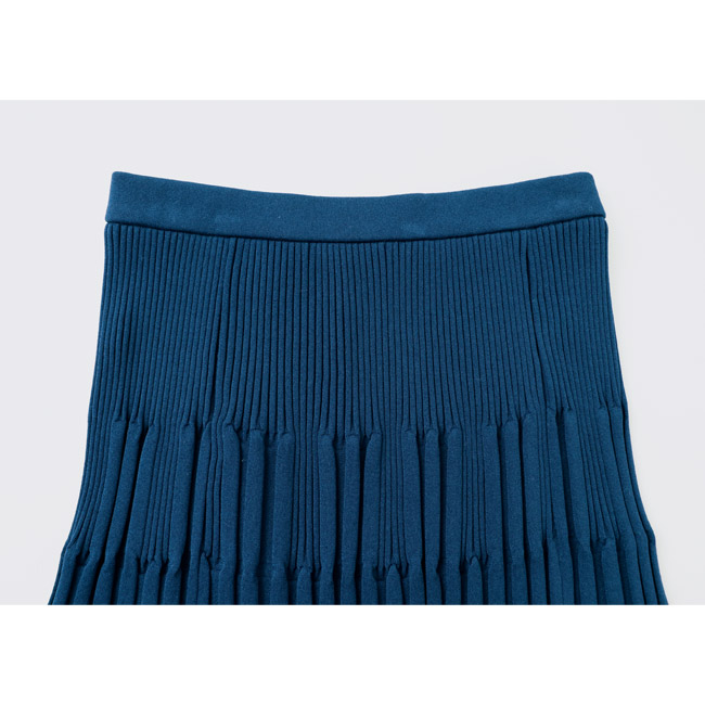 ニットスカート