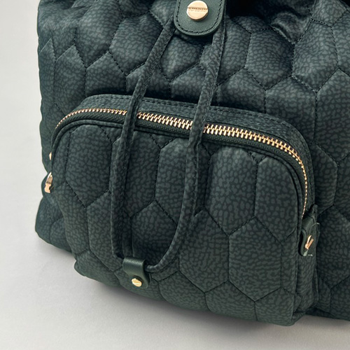 うずら目模様のリュック