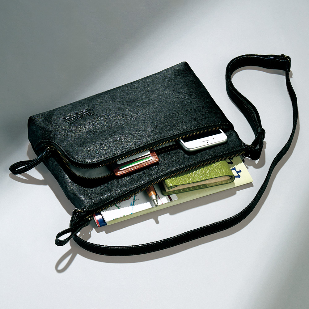 軽量･撥水スマートファスナーショルダー