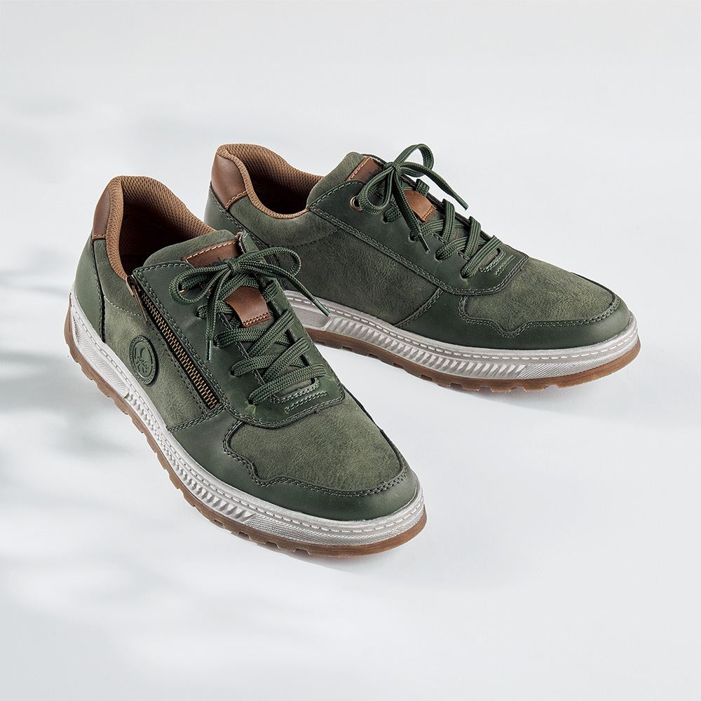 サイドファスナー軽やかスニーカー