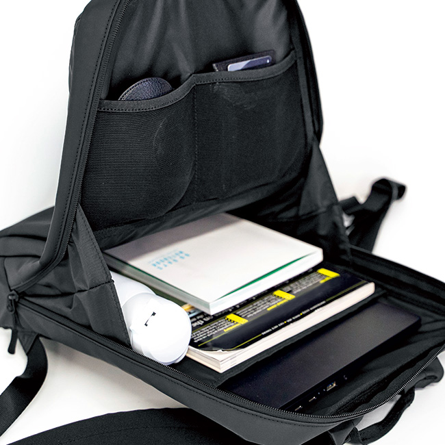 RAIZON ZeRo（レゾン ゼロ）バッグ