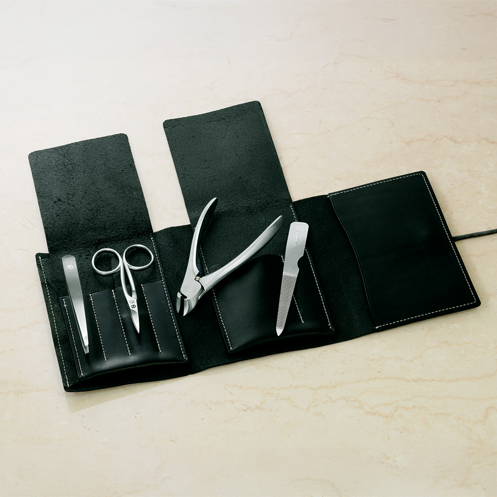 職人の技が光るグルーミングケアセット