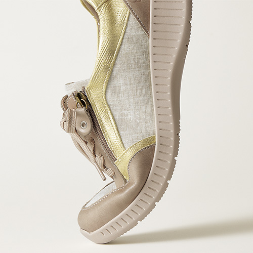 4E･ファスナー付きスニーカー