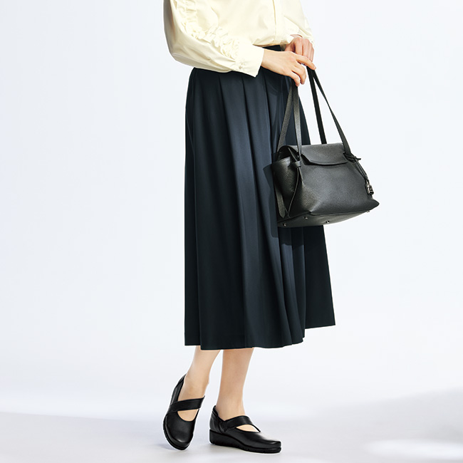 レザーショルダーバッグ