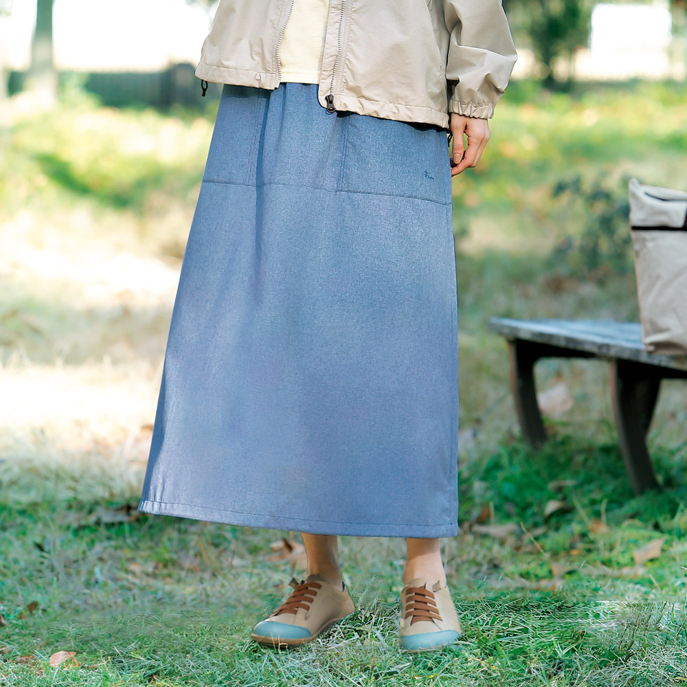 ゴムひも使いスニーカー