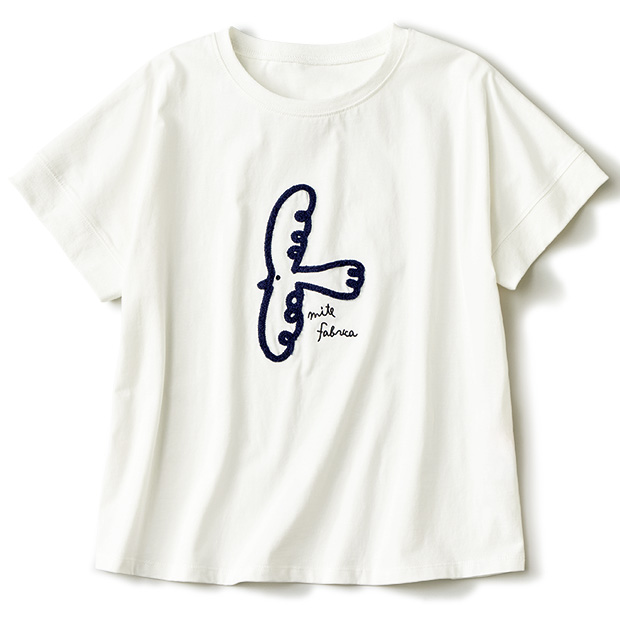 刺しゅうモチーフTシャツ