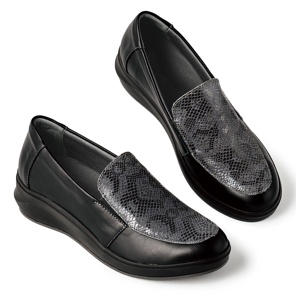 スリップオンシューズ