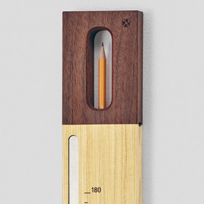 天然木の身長計