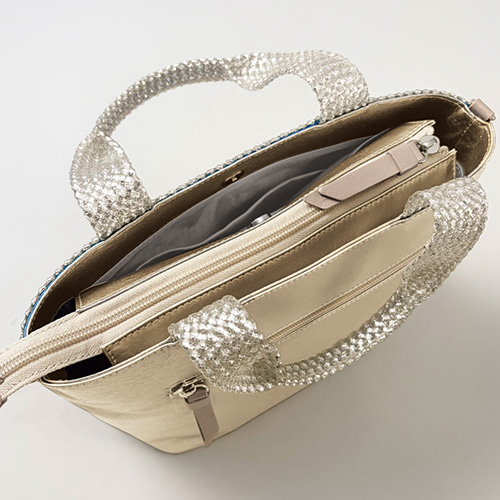 ショルダーバッグ