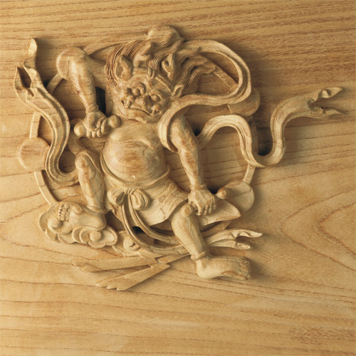 黒柿額縁入り欅手彫り額「風神雷神」