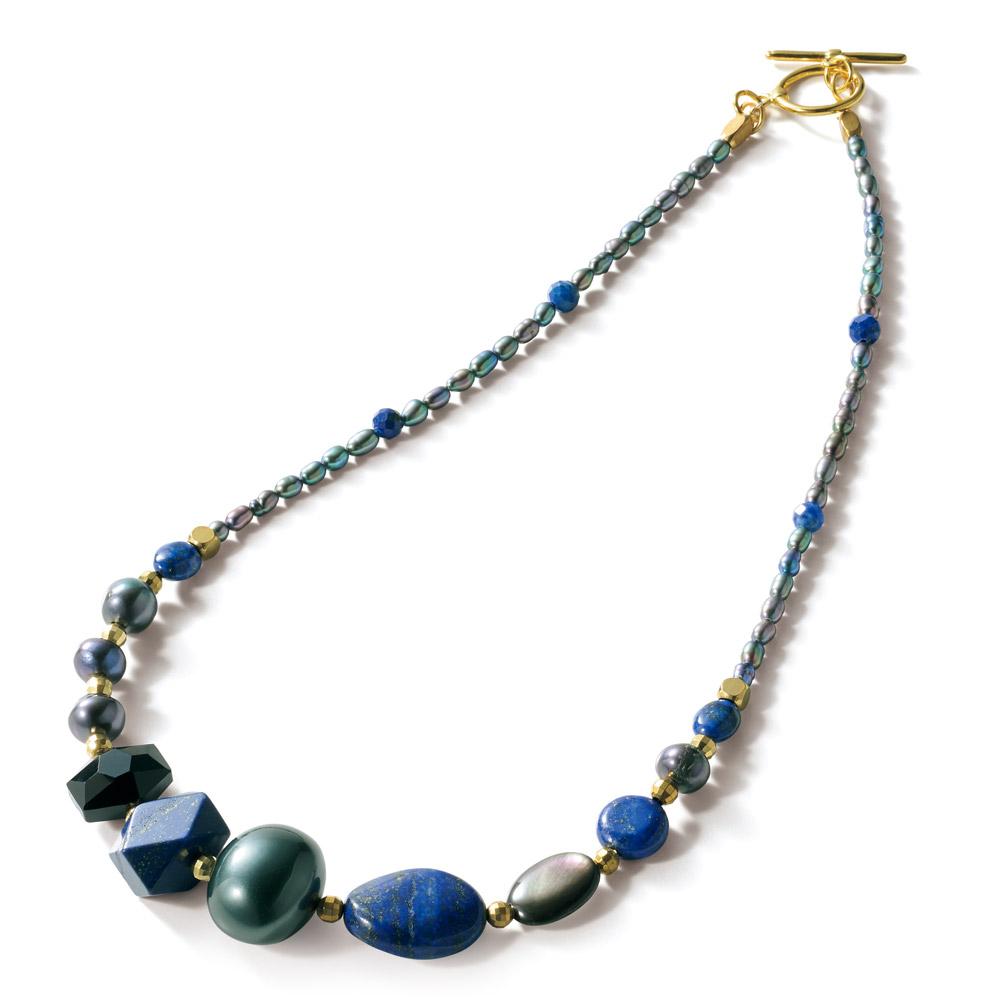 ラピスラズリとパールのネックレス