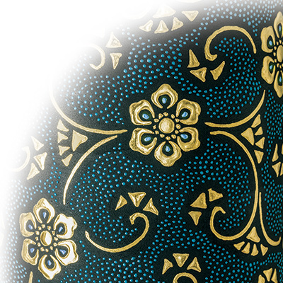 三具足／渦打青粒盛金宝相華唐草文